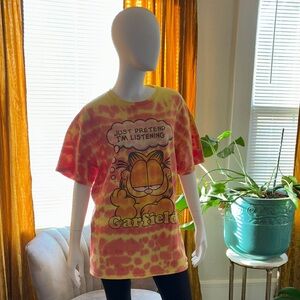 Junk Food Clothing Garfield Tie-Dye Tee - Yellow & Pink